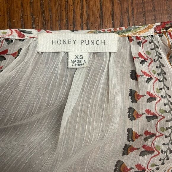 Honey Punch Sheer Blouse Size XS - Picture 3 of 4